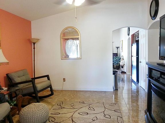 4th image of 11939 W Scotts Dr