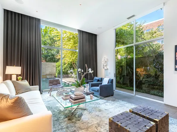 2845 Lee St, Dallas, TX 75206