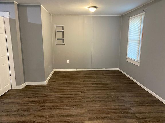 4th image of 8208 N 14th St