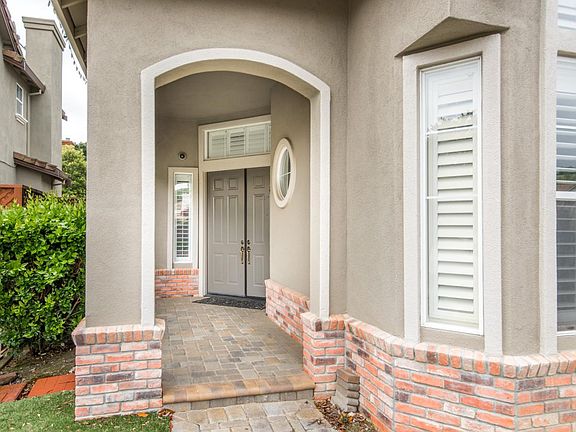 2nd image of 1674 Crest Hill Way