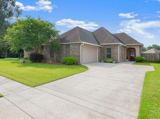 30682 Dunn Rd, Denham Springs, LA 70726