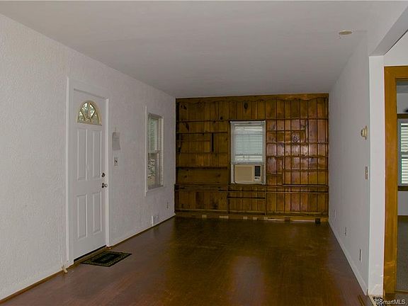 5th image of 74 N Taylor Ave