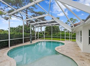 925 Foxpointe Circle, Delray Beach, FL 33445