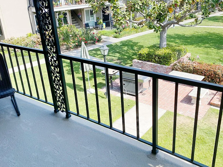 660 S Glassell St #94 — Photo 10