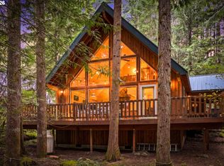 72430 E Smith Loop, Rhododendron, OR 97049