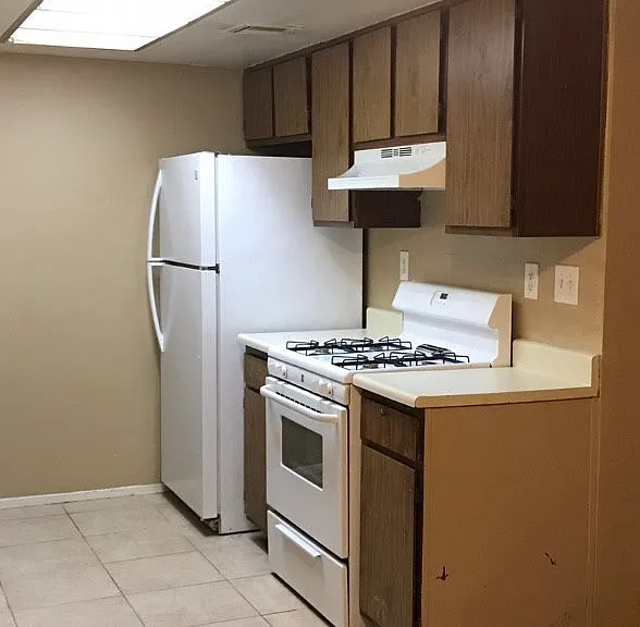 429 N Lamb Blvd #B — Photo 7