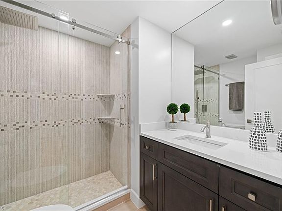 5th image of 9700 Gulf Shore DR #202