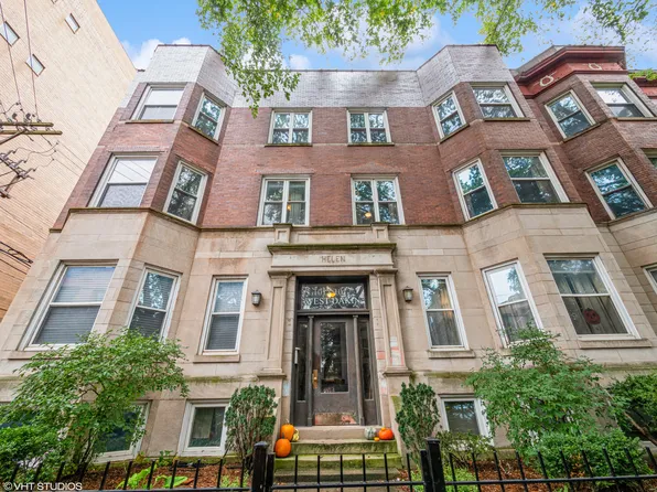1015 W Dakin St, Chicago, IL 60613