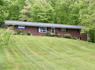 3219 Dungannon Rd, Coeburn, VA 24230