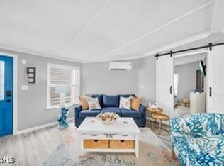 70 Emily Ln, Fort Myers Beach, FL 33931