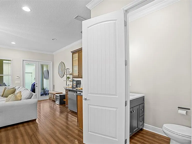 207 S Moody Ave #B — Photo 23