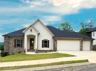 34 Sagamore Ct, Maumelle, AR 72113