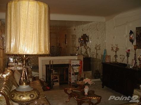 4th image of 20110 Marlowe St