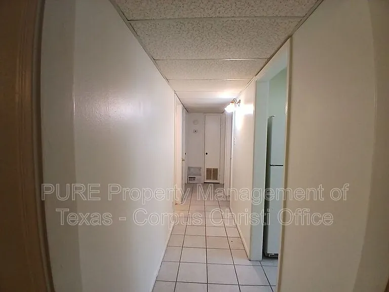 4701 Prinston Dr — Photo 6