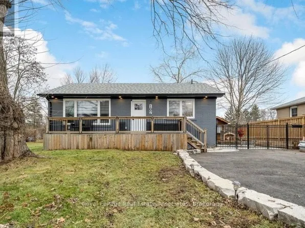 107 Main St N, Halton Hills, ON L7G 3H5