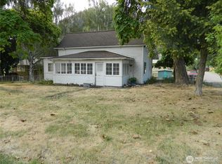 26 Palmer Ave, Loomis, WA 98827