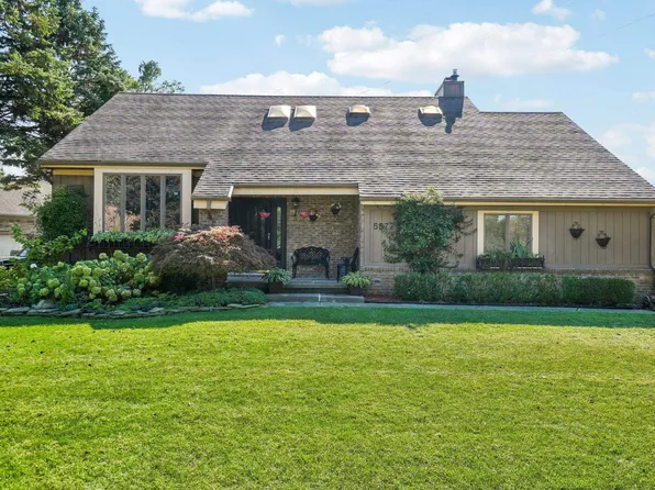 5577 Harlowe Dr, Shelby Township, MI 48316
