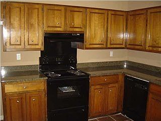 2nd image of 1820 Princeton Woods Dr E