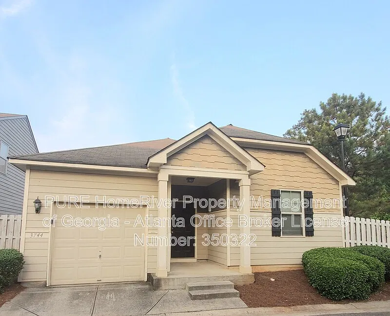 3 bed, 2.0 bath, 1268 sqft, $1,950 — Photo 1