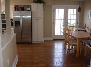 840 S Barton St, Arlington, VA 22204