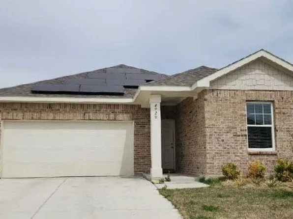 4920 Knob Dr, Fort Worth, TX 76179