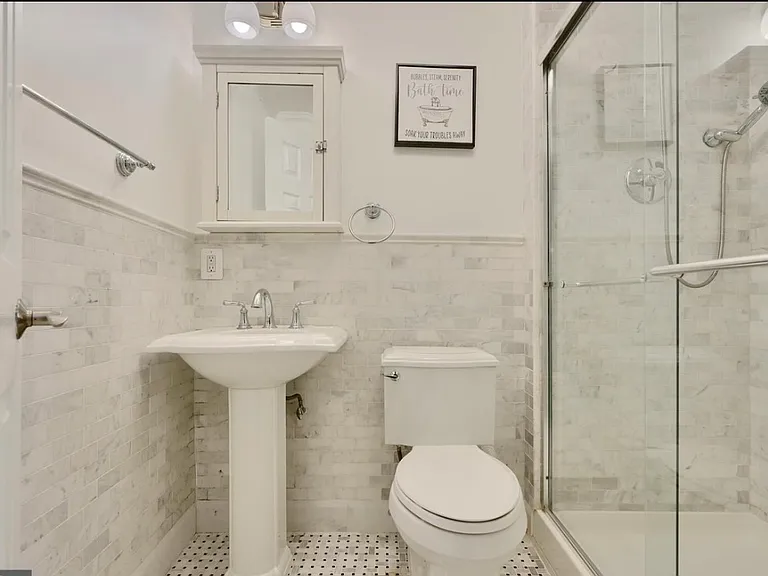 13 Dallington Ct — Photo 32