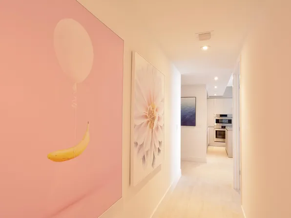 4010 S Ocean Dr, Hollywood, FL