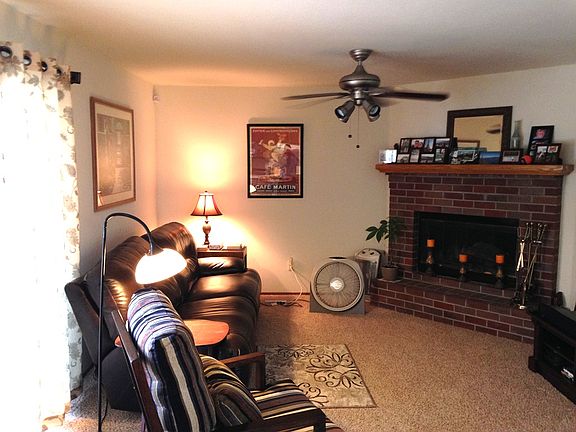 3rd image of 1415 Kennedy Dr