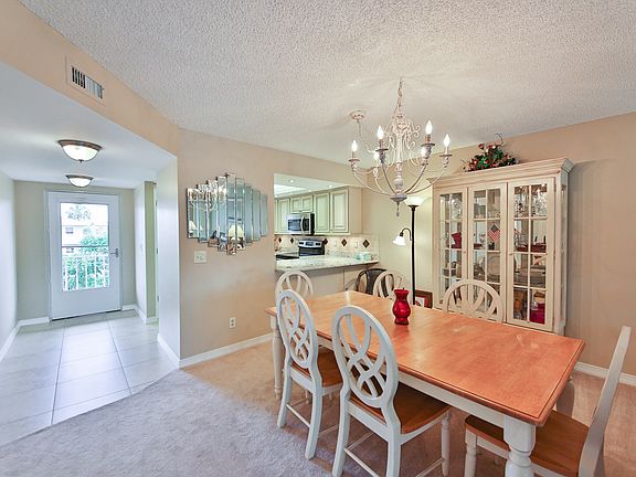 5th image of 351 Charlemagne Blvd APT 204C