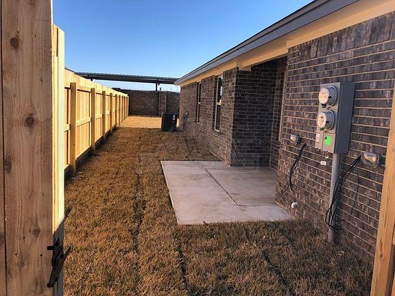 3rd image of 4314 Hunters Place Dr #A