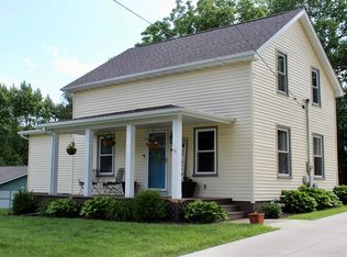 750 N 10th Ave, Canton, IL 61520