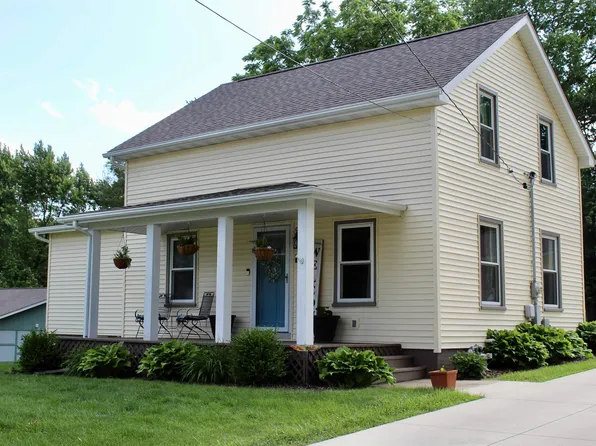 750 N 10th Ave, Canton, IL 61520