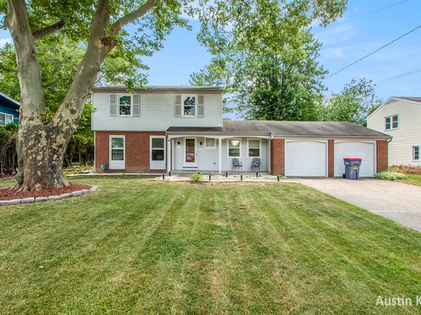 1800 Clearbrook St SE, Grand Rapids, MI 49508