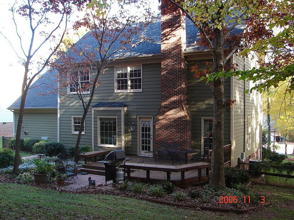 2nd image of 1112 Holleybank Dr