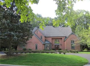 2915 Secretariat Rd, Toledo, OH 43615