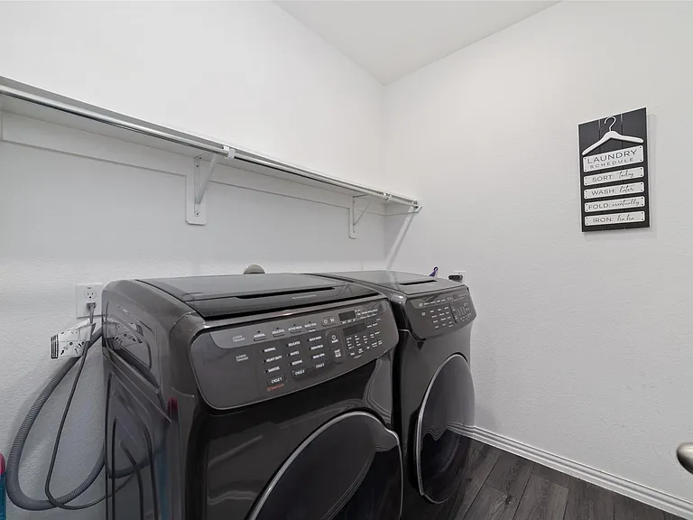 8515 Verona Falls Ct — Photo 28