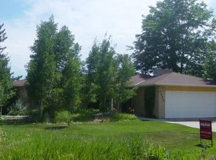 3008 E Cresthill Ave, Centennial, CO 80121