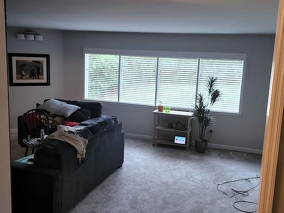 4th image of 5003 Bogue Ave