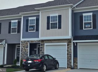 14 Andover Ct, Bunker Hill, WV 25413