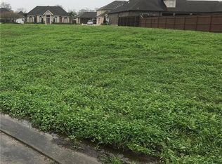 104 Dogwood Ct, Belle Chasse, LA 70037