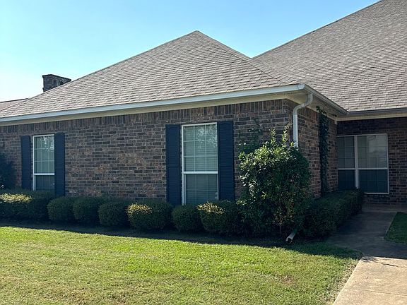 3rd image of 17 Fernwood Dr #17