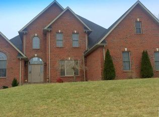 515 Edgewood Rd, Hurricane, WV 25526