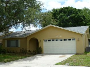 10280 Oakhaven Dr, Pinellas Park, FL 33782