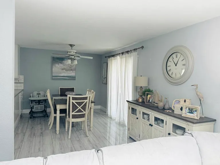 768 John Carroll Ln — Photo 3