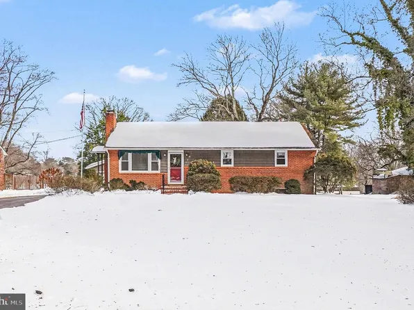 12517 Regwood Rd, Hydes, MD 21082