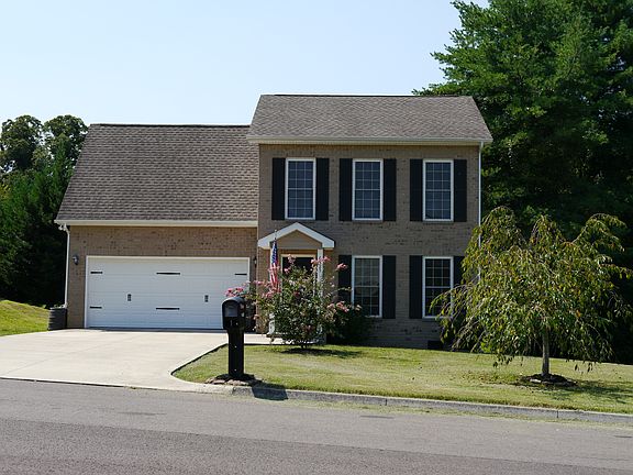 2nd image of 6325 Daisy Pointe Ln