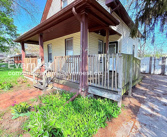 2314 Airline Ave — Photo 2