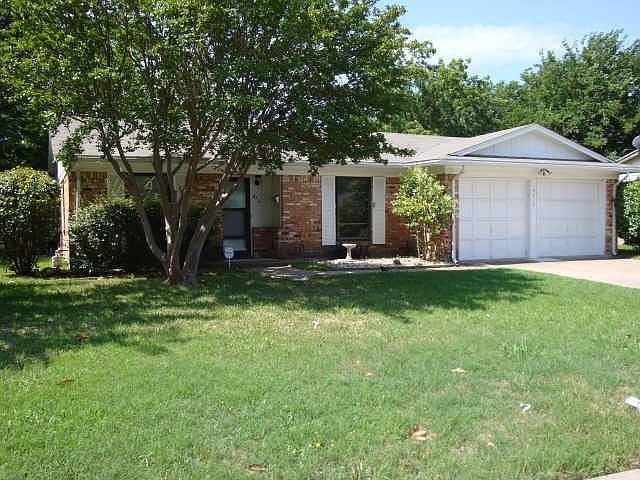 1st image of 4717 Carlyle Dr