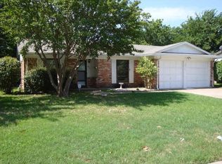 4717 Carlyle Dr, Fort Worth, TX 76132