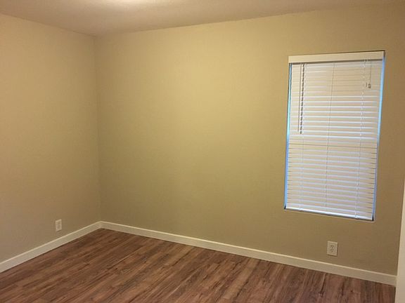 3 Large Bedrooms